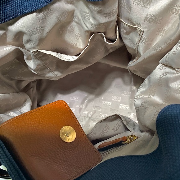 Michael Kors Gansevoort Handbag - Picture 8 of 11